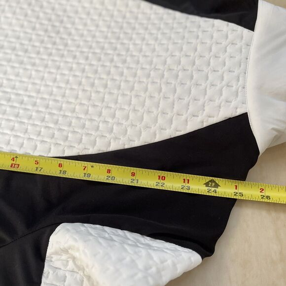 NEW NVO Women’s Golf Top UPF40+ Mikaela Jacket White Size S/P Full Zip Stretch - Picture 9 of 10